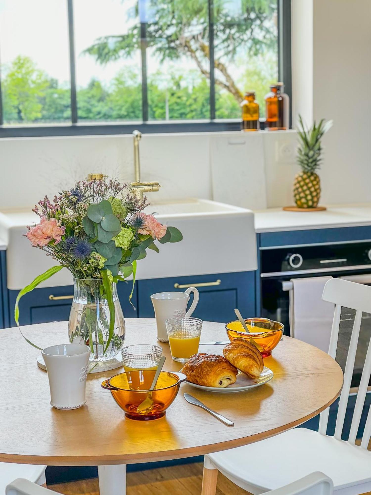 Maison Cosy Avec Vue Sur Les Vignes. ลีบอร์น ภายนอก รูปภาพ