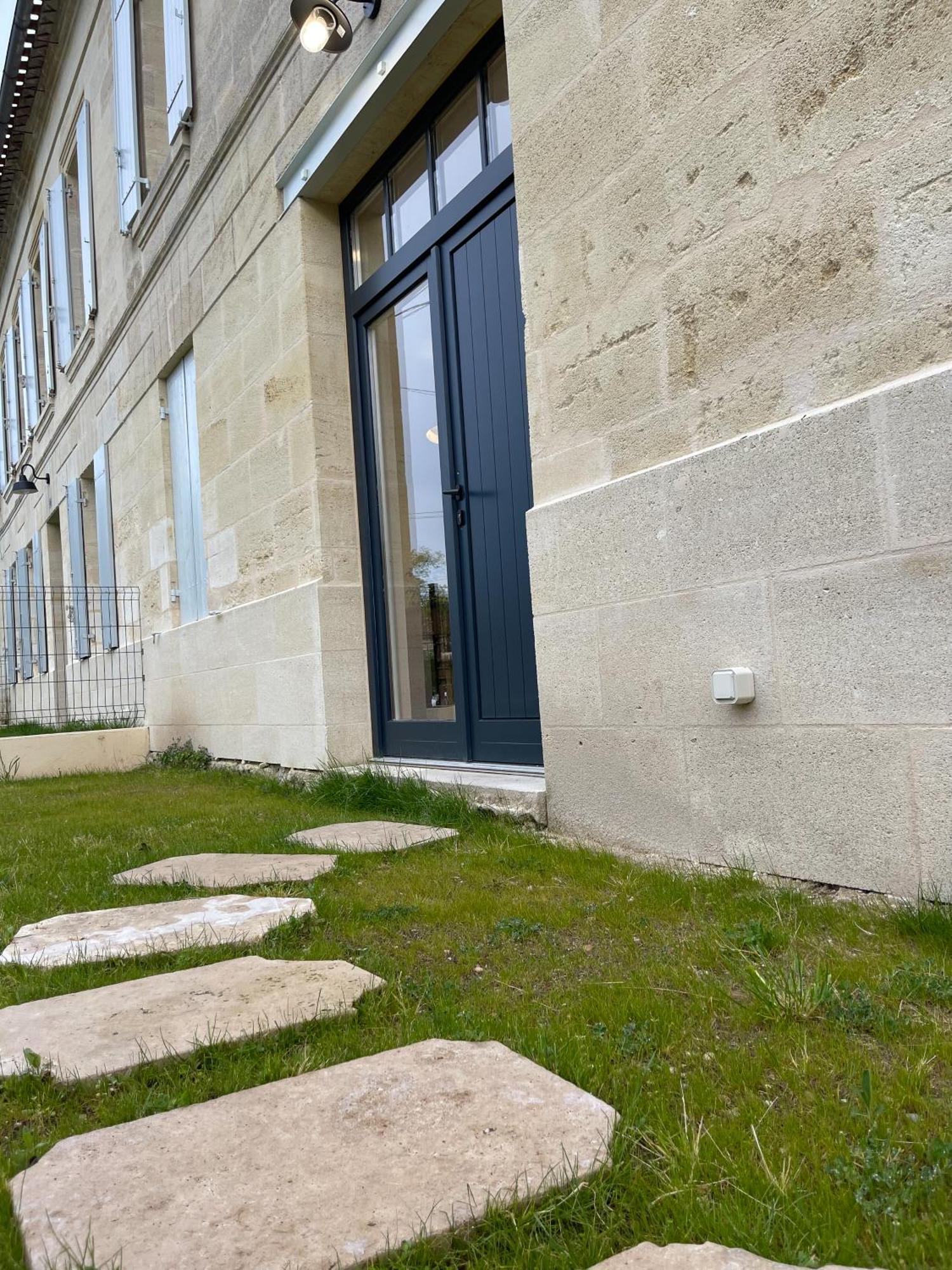 Maison Cosy Avec Vue Sur Les Vignes. ลีบอร์น ภายนอก รูปภาพ
